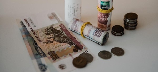 В 2023 году в России вернули налог на вклады: кому и сколько платить