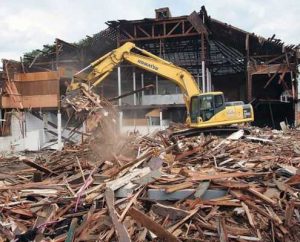 Демонтаж зданий в Санкт-Петербурге. Процесс, причины и перспективы