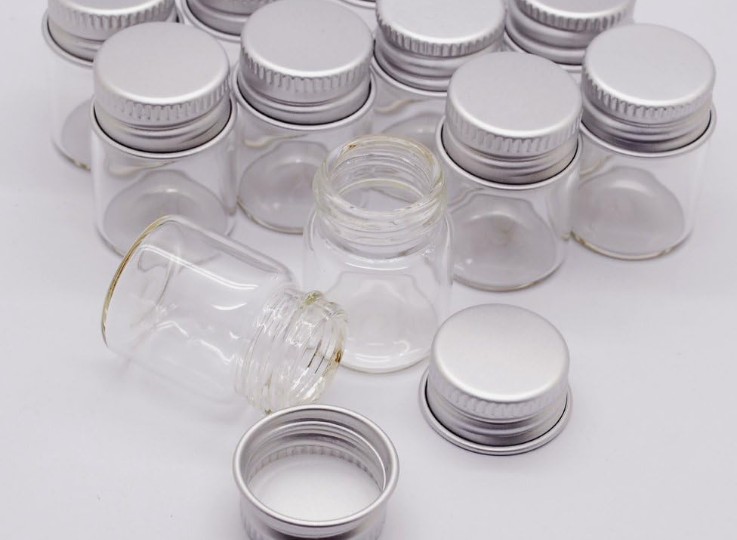 Банки с крышками 50 мл для косметики: как выбрать идеальную тару для кремов и масок